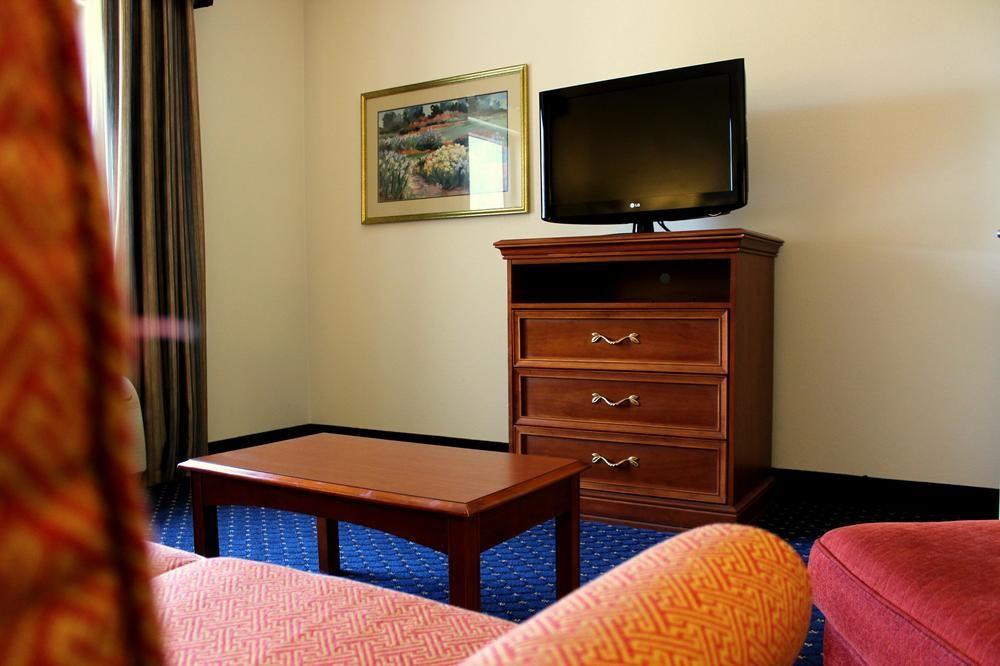 Hampton Inn & Suites Concord-Charlotte Extérieur photo